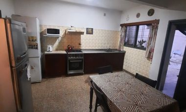 Casa en venta en Caseros
