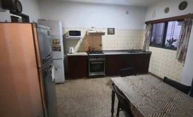 Casa en venta en Caseros