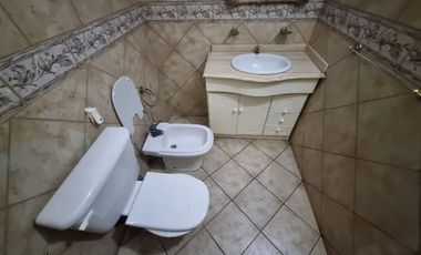 Chalet en alquiler en Parque Quirno