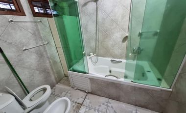 Chalet en alquiler en Parque Quirno