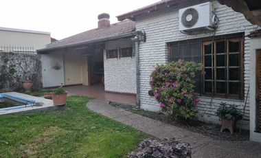 Chalet en alquiler en Parque Quirno