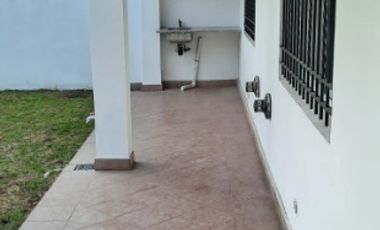 Casa en alquiler en Marmol