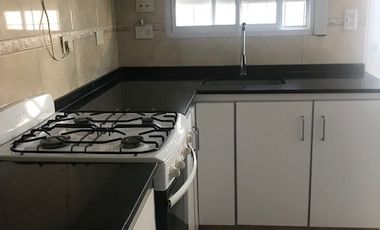 Casa en alquiler en Marmol