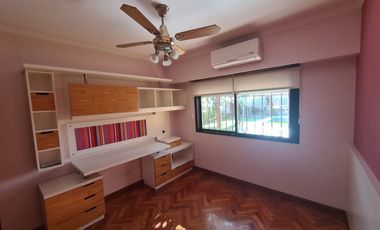 Venta Casa 5 amb Pileta Quincho Villa Adelina