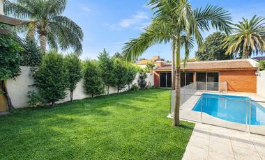 Venta Casa 5 amb Pileta Quincho Villa Adelina