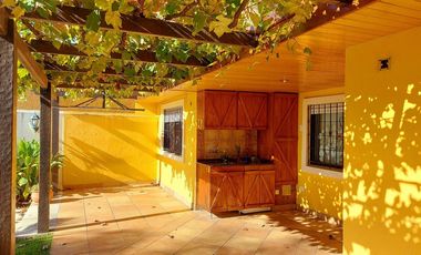 Venta Casa 5 amb Pileta Quincho Villa Adelina