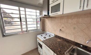 2 AMB  PLANTA BAJA LOMAS DE ZAMORA CENTRO