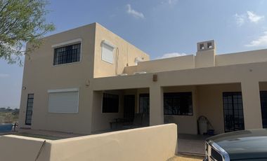 Quinta cerca de Presa El Cuchillo en China NL