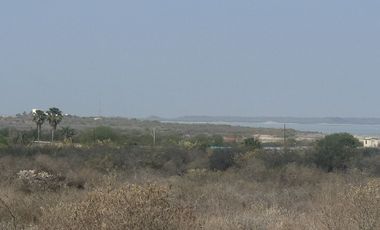 Quinta cerca de Presa El Cuchillo en China NL