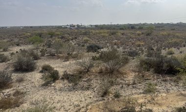 Quinta cerca de Presa El Cuchillo en China NL