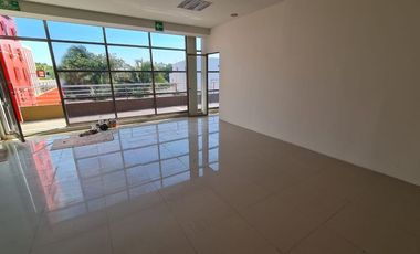 OFICINA O LOCAL COMERCIAL EN RENTA. CIUDAD DEL CARMEN