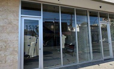 LOCAL 2 - sarmiento 1510 en Lanús Este