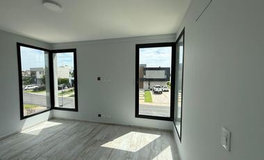 Casa en Venta en  Guillermo E Hudson