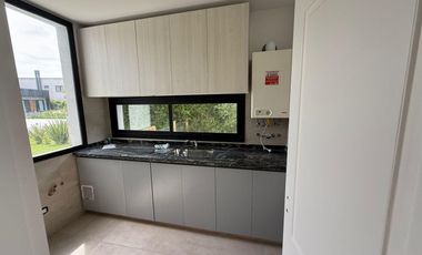 Casa en Venta en  Guillermo E Hudson