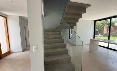 Casa en Venta en  Guillermo E Hudson