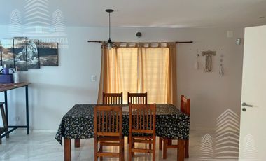 Casa en venta de 3 dormitorios c/ cochera en San Bernardo