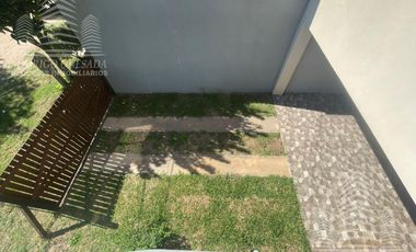 Casa en venta de 3 dormitorios c/ cochera en San Bernardo