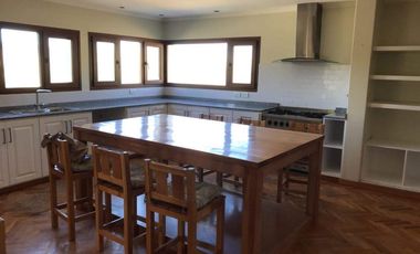 Casa 3 Dormitorios - B° El Hípico - Junin de los Andes