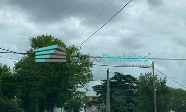 Casa de 3 ambientes en Longchamps a 1 cuadra de la plaza y a 4 cuadras de la estación