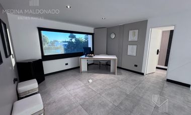 Venta Casa moderna amoblada 5 ambientes Greenville Polo