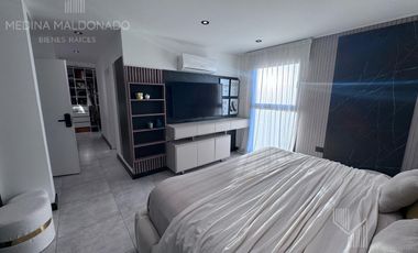 Venta Casa moderna amoblada 5 ambientes Greenville Polo