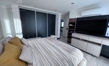Venta Casa moderna amoblada 5 ambientes Greenville Polo
