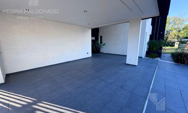 Venta Casa moderna amoblada 5 ambientes Greenville Polo