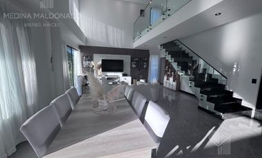 Venta Casa moderna amoblada 5 ambientes Greenville Polo