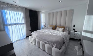 Venta Casa moderna amoblada 5 ambientes Greenville Polo