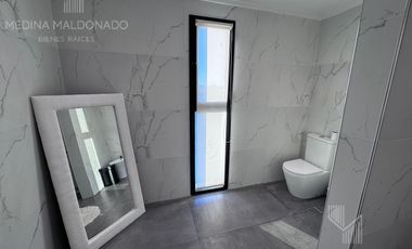 Venta Casa moderna amoblada 5 ambientes Greenville Polo