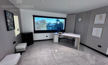 Venta Casa moderna amoblada 5 ambientes Greenville Polo