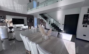 Venta Casa moderna amoblada 5 ambientes Greenville Polo