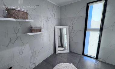 Venta Casa moderna amoblada 5 ambientes Greenville Polo