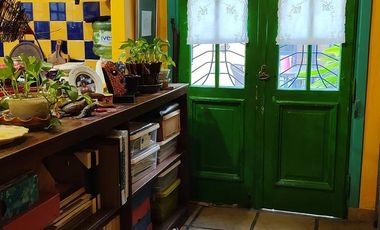 Muy linda casa 2 ambientes con departamento en el fondo