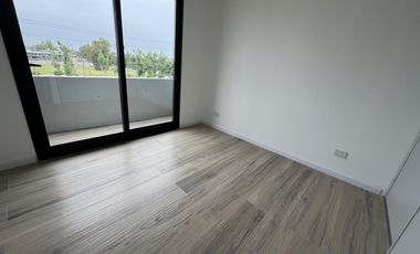 DEPARTAMENTO EN VENTA 2 AMBIENTES EN ESQUINA EN VIA VENTO CANNING