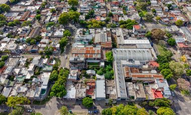 Galpón en venta barrio españa y hospitales amplio oportunidad