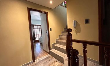 Excelente propiedad 6 ambientes apto crédito