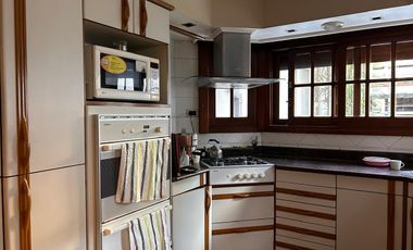 Excelente propiedad 6 ambientes apto crédito