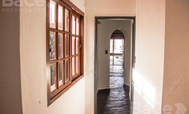 VENTA CASA BARRIO MARTIN - 4 dormitorios   cochera   patio y terraza