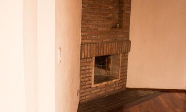 VENTA CASA BARRIO MARTIN - 4 dormitorios   cochera   patio y terraza