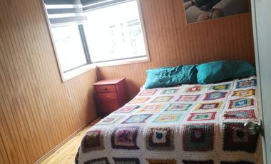 Casa en venta c/ estacionamiento en Hualpén