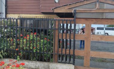 Casa en venta c/ estacionamiento en Hualpén