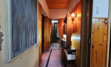 Casa 4 amb en venta c/cochera y patio apto crédito