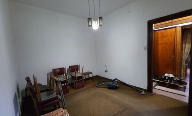 Casa 4 amb en venta c/cochera y patio apto crédito