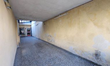 Casa 4 amb en venta c/cochera y patio apto crédito