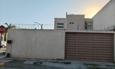 CASA EN VENTA EN QUNTAS LA PERLA, TORREON, COAH