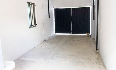 Casa en Renta de Dos Plantas con un local comercial en los Héroes, Mérida Yuc