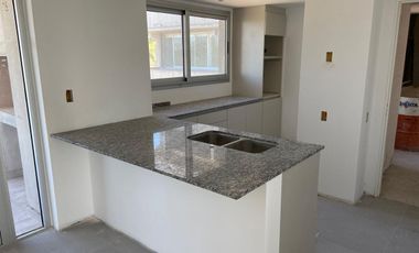 AV SAN MARTIN AL 1300 VENTA DEPARTAMENTO 1 DORMITORIO EN BAIGORRIA