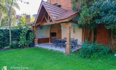 Alquiler Casa en Vicente López . 6 ambientes con playroom, piscina y quincho