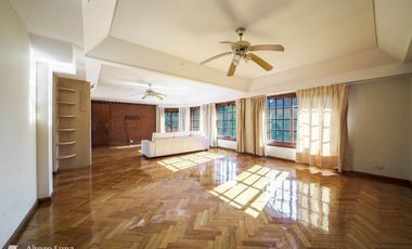 Alquiler Casa en Vicente López . 6 ambientes con playroom, piscina y quincho